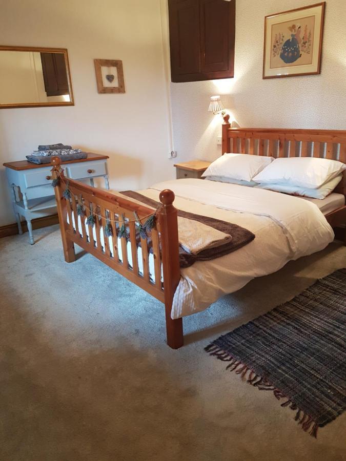Cudoille Bed and Breakfast Armous-et-Cau Eksteriør billede