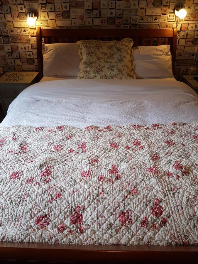 Cudoille Bed and Breakfast Armous-et-Cau Eksteriør billede